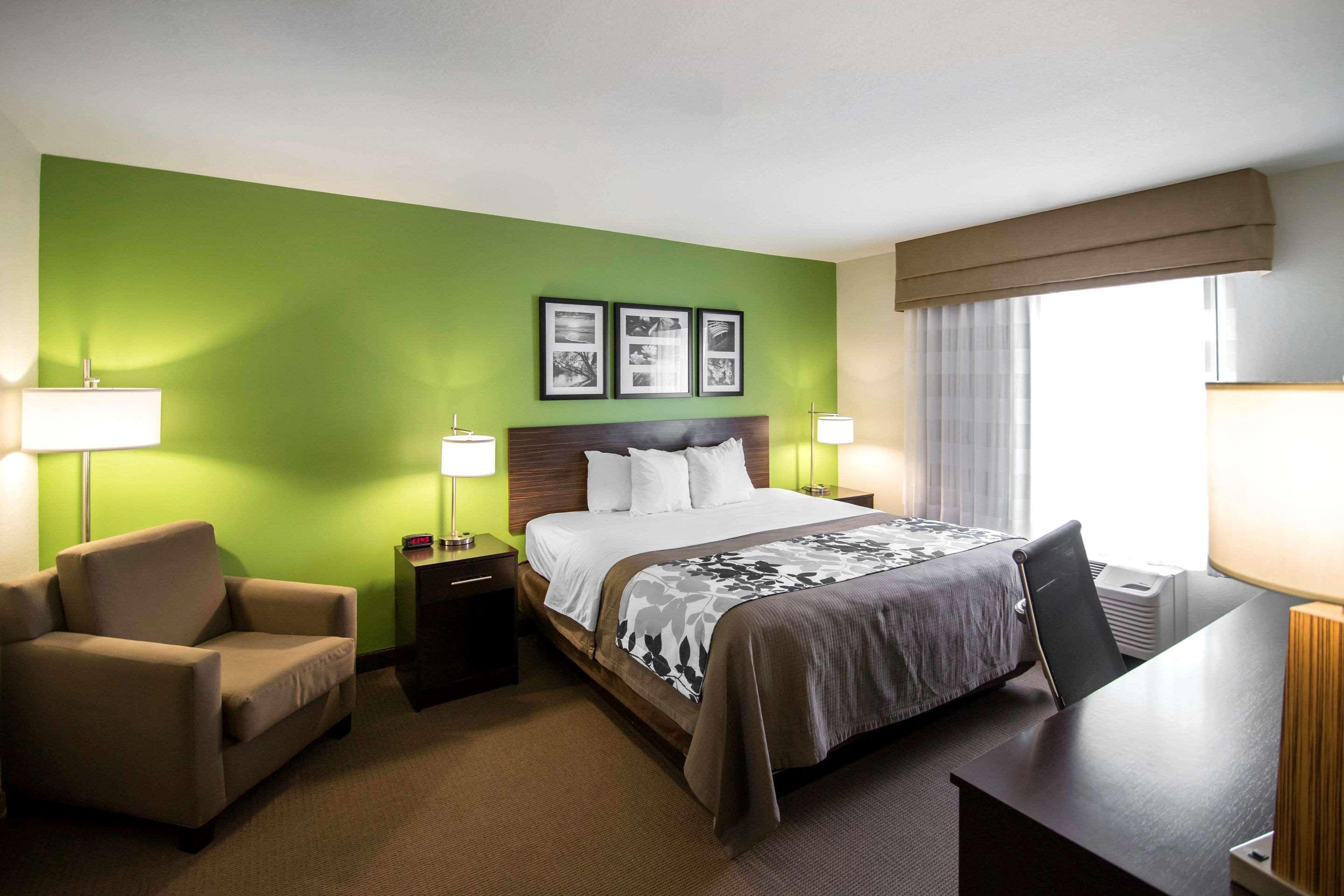 Sleep Inn & Suites Haysville Bagian luar foto
