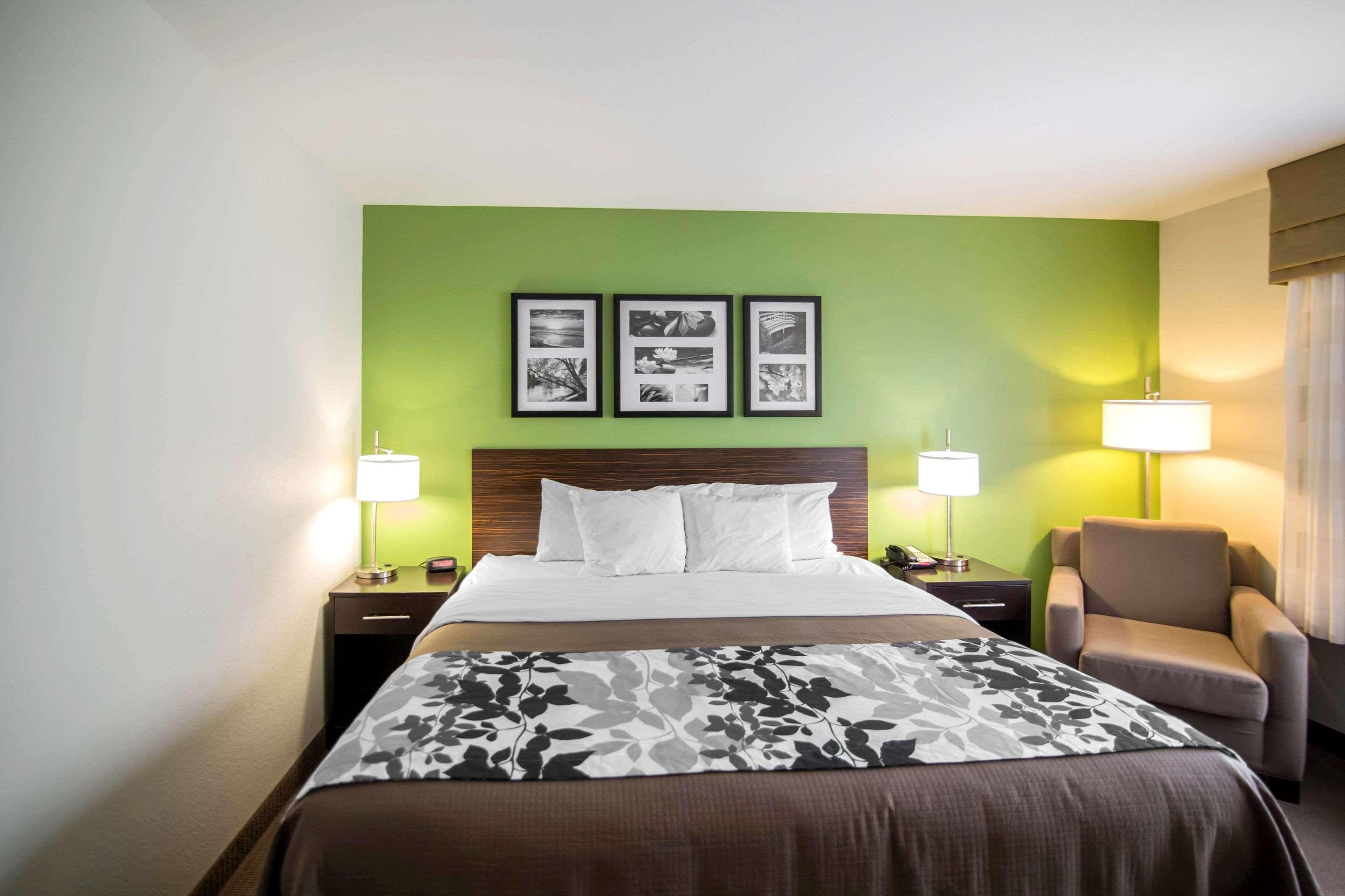 Sleep Inn & Suites Haysville Bagian luar foto