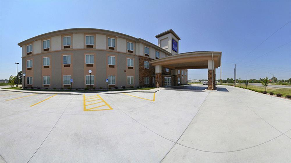 Sleep Inn & Suites Haysville Bagian luar foto