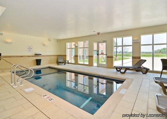 Sleep Inn & Suites Haysville Bagian luar foto